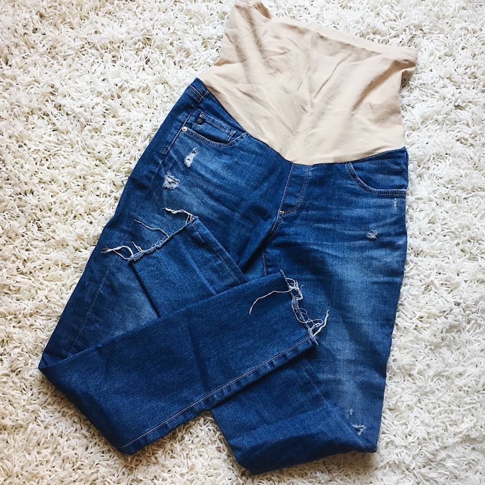 AG Distressed Maternity Jeans 👖